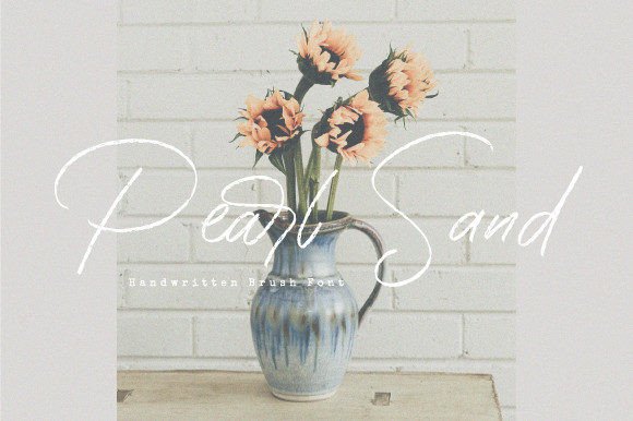 Pearl Sand: The Handwritten Typeface That Elevates Campaign Visuals